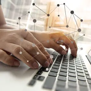 Mit der Telematikinfrastruktur (TI) werden alle Akteure im Gesundheitswesen vernetzt.